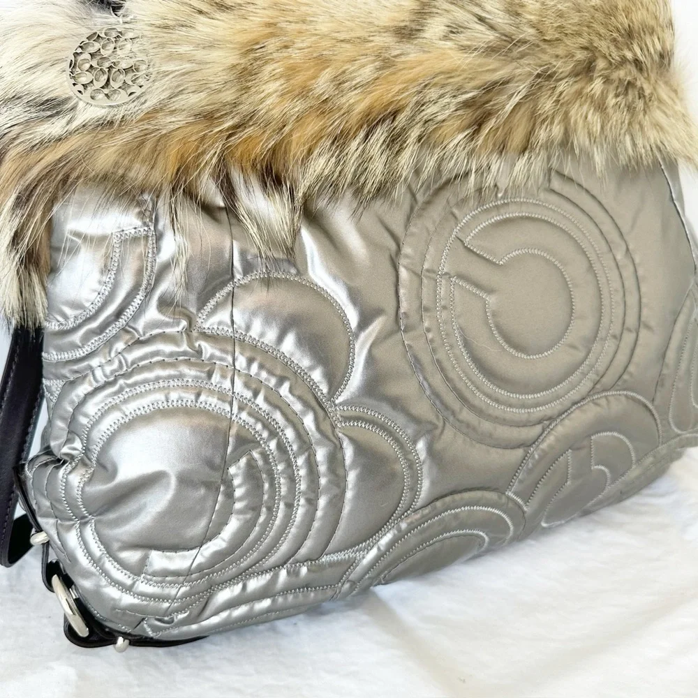 NWT Coach‎ Hampton Ski Coyote Fur Purse
